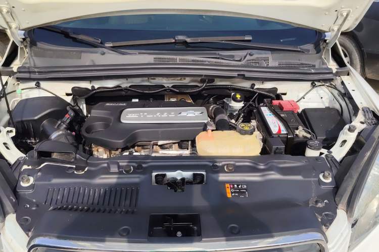 Used Chevrolet Trax 2014 1.4T Manual Two-Wheel Drive Comfort Model Engine Bay