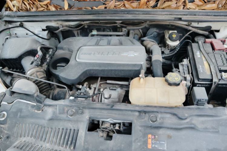 Used Chevrolet Trax 2014 1.4T Automatic Two-Wheel Drive Comfort Version Engine Bay