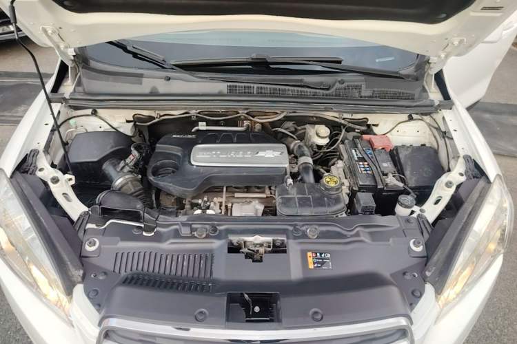 Used Chevrolet Trax 2014 1.4T Automatic Two-Wheel Drive Comfort Version Engine Bay