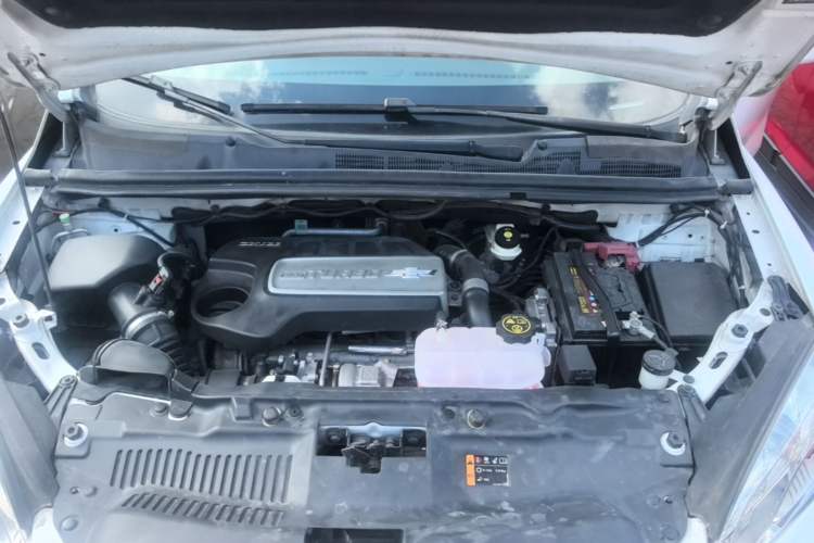 Used Chevrolet Trax 2014 1.4T Automatic Two-Wheel Drive Comfort Version Engine Bay