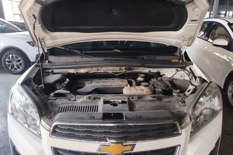Used Chevrolet Trax 2014 1.4T Automatic Two-Wheel Drive Luxury Model Engine Bay
