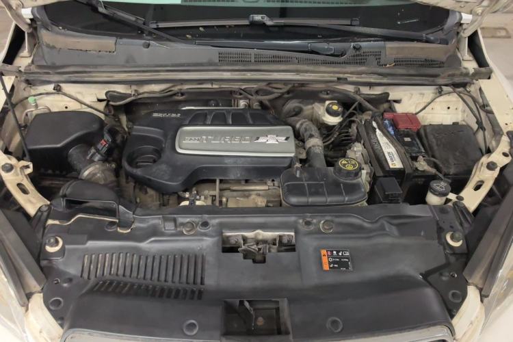 Used Chevrolet Trax 2014 1.4T Automatic Two-Wheel Drive Comfort Version Engine Bay
