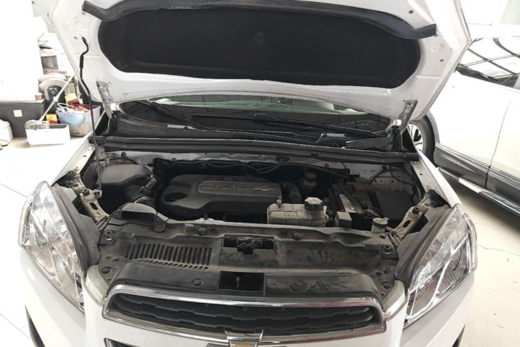 Used Chevrolet Trax 2014 1.4T Automatic Two-Wheel Drive Luxury Model Engine Bay