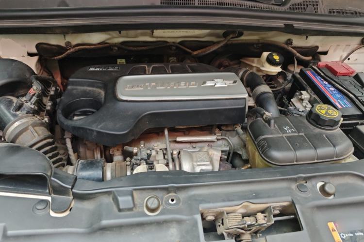 Used Chevrolet Trax 2014 1.4T Automatic Two-Wheel Drive Luxury Model Engine Bay