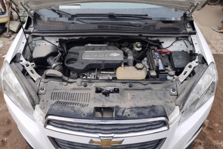 Used Chevrolet Trax 2014 1.4T Manual Two-Wheel Drive Comfort Model Engine Bay