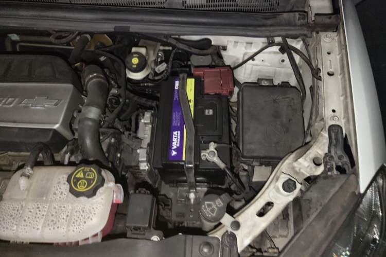 Used Chevrolet Trax 2014 1.4T Automatic Two-Wheel Drive Comfort Version Engine Bay Left