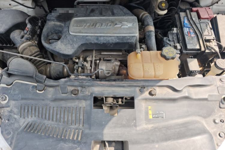 Used Chevrolet Trax 2014 1.4T Automatic Two-Wheel Drive Comfort Version Engine Bay