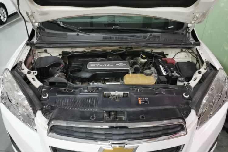 Used Chevrolet Trax 2014 1.4T Automatic Two-Wheel Drive Luxury Model Engine Bay
