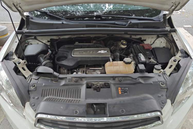 Used Chevrolet Trax 2014 1.4T Automatic Two-Wheel Drive Luxury Model Engine Bay