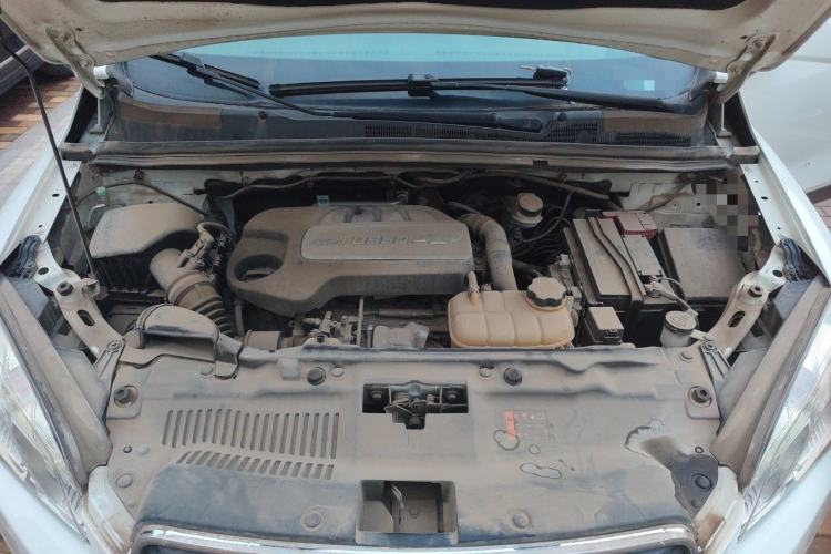 Used Chevrolet Trax 2014 1.4T Manual Two-Wheel Drive Comfort Model Engine Bay