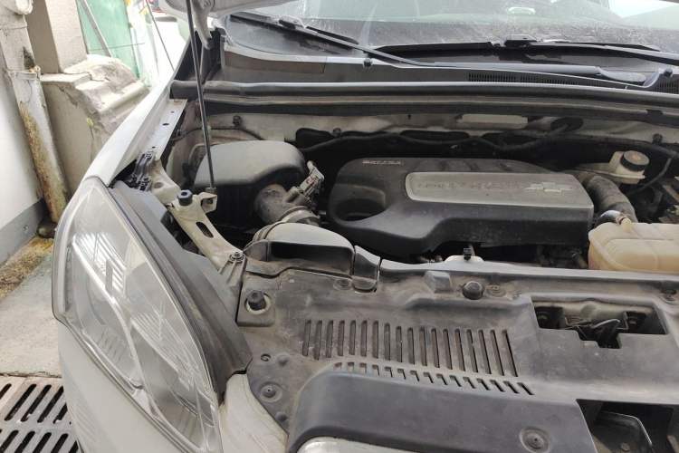 Used Chevrolet Trax 2014 1.4T Automatic Two-Wheel Drive Luxury Model Engine Bay Right