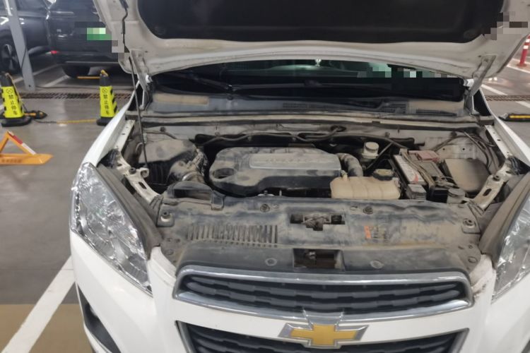 Used Chevrolet Trax 2014 1.4T Automatic Two-Wheel Drive Comfort Version Engine Bay Right