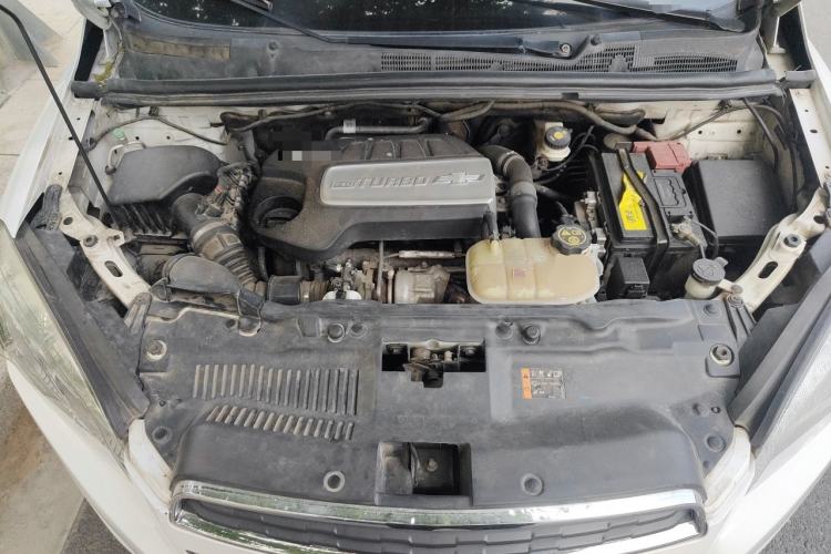 Used Chevrolet Trax 2014 1.4T Automatic Two-Wheel Drive Luxury Model Engine Bay