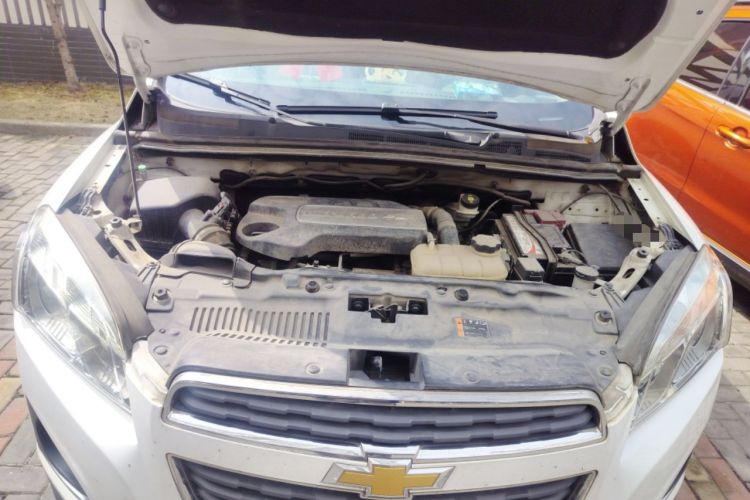 Used Chevrolet Trax 2014 1.4T Manual Two-Wheel Drive Comfort Model Engine Bay