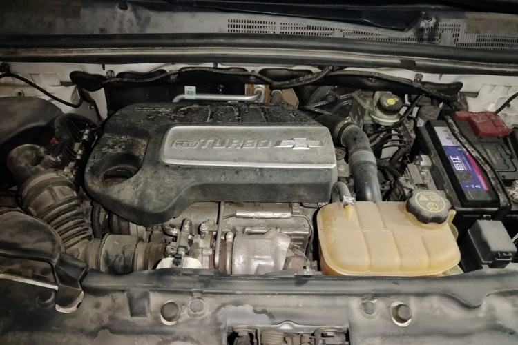 Used Chevrolet Trax 2014 1.4T Automatic Two-Wheel Drive Comfort Version Engine Bay