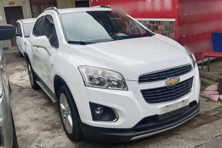 Used Chevrolet Trax 2014 1.4T Automatic All-Wheel Drive Flagship Version Exterior 2