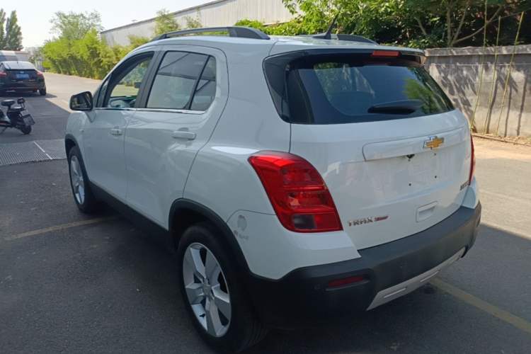 Used Chevrolet Trax 2014 1.4T Automatic Two-Wheel Drive Luxury Model Exterior 2