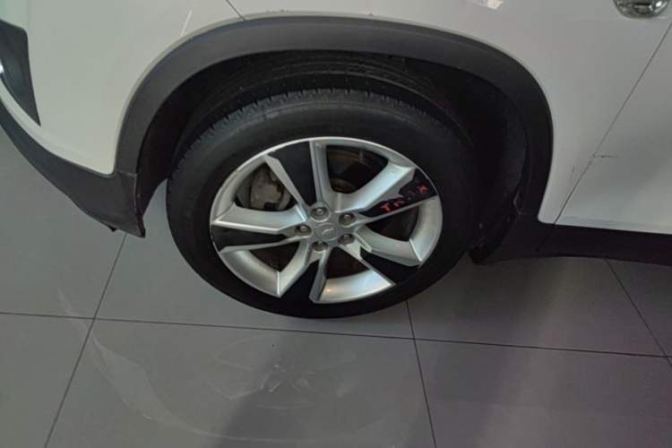Used Chevrolet Trax 2014 1.4T Automatic Two-Wheel Drive Luxury Model Exterior 4