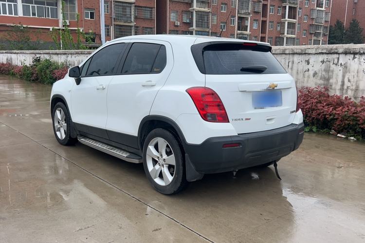 Used Chevrolet Trax 2014 1.4T Manual Two-Wheel Drive Comfort Model Exterior 5