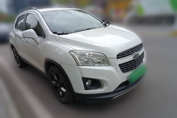 Used Chevrolet Trax 2014 1.4T Automatic Two-Wheel Drive Luxury Model Front Right 45 Deg