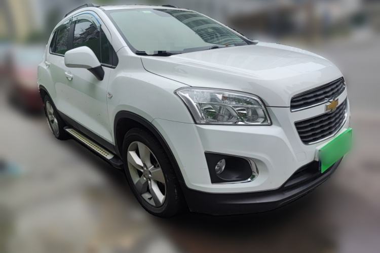 Used Chevrolet Trax 2014 1.4T Automatic Two-Wheel Drive Comfort Version Front Right 45 Deg