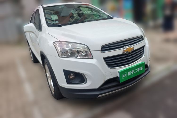 Used Chevrolet Trax 2014 1.4T Automatic Two-Wheel Drive Luxury Model Front Right 45 Deg