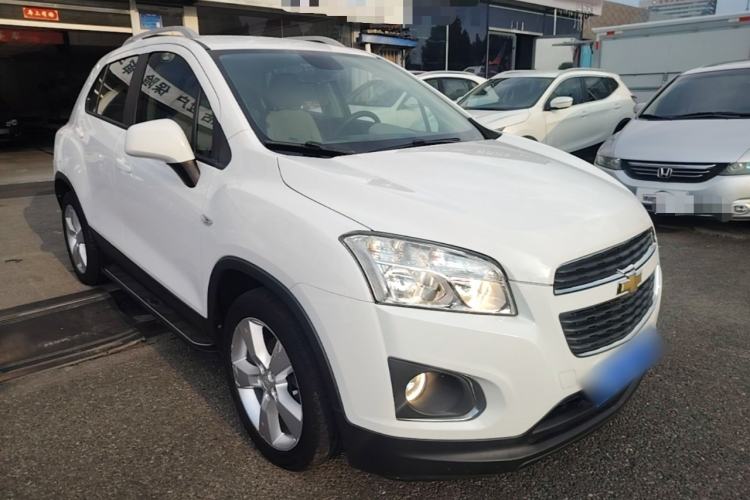 Used Chevrolet Trax 2014 1.4T Automatic Two-Wheel Drive Comfort Version Front Right 45 Deg