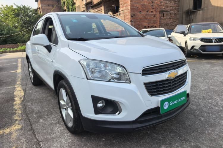 Used Chevrolet Trax 2014 1.4T Automatic Two-Wheel Drive Comfort Version Front Right 45 Deg