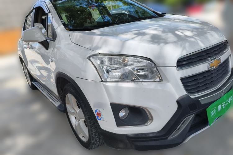 Used Chevrolet Trax 2014 1.4T Automatic Two-Wheel Drive Comfort Version Front Right 45 Deg
