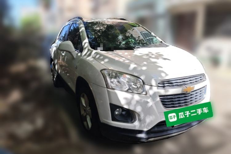 Used Chevrolet Trax 2014 1.4T Automatic Two-Wheel Drive Luxury Model Front Right 45 Deg
