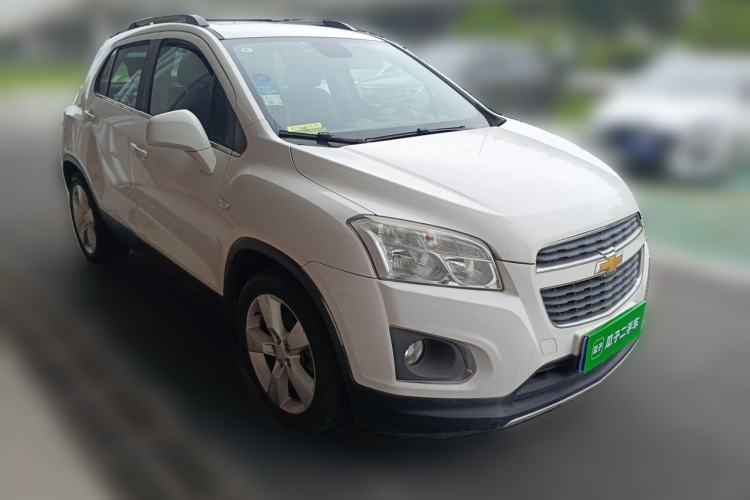 Used Chevrolet Trax 2014 1.4T Automatic Two-Wheel Drive Luxury Model Front Right 45 Deg