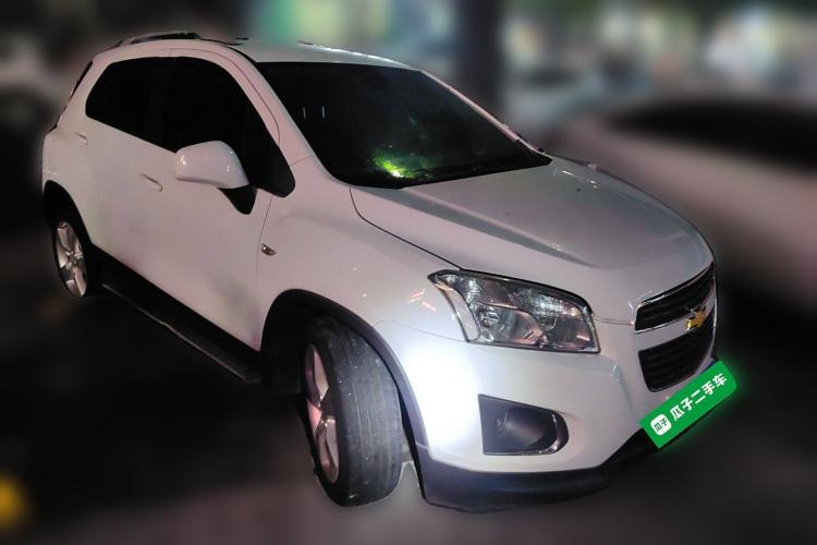 Used Chevrolet Trax 2014 1.4T Manual Two-Wheel Drive Comfort Model Front Right 45 Deg