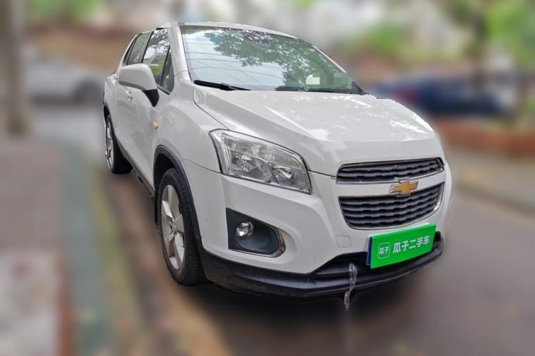 Used Chevrolet Trax 2014 1.4T Automatic Two-Wheel Drive Comfort Version Front Right 45 Deg