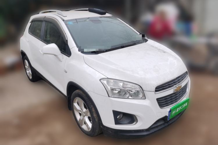 Used Chevrolet Trax 2014 1.4T Manual Two-Wheel Drive Comfort Model Front Right 45 Deg