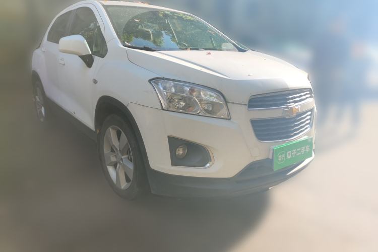 Used Chevrolet Trax 2014 1.4T Automatic Two-Wheel Drive Comfort Version Front Right 45 Deg