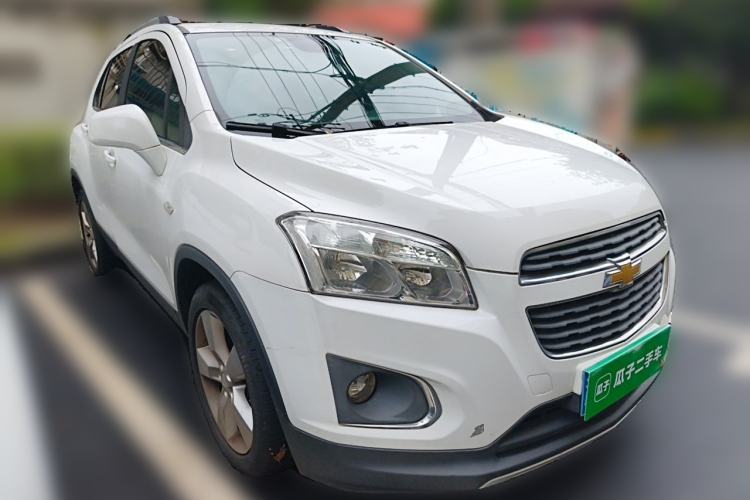 Used Chevrolet Trax 2014 1.4T Automatic Two-Wheel Drive Luxury Model Front Right 45 Deg