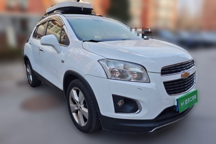 Used Chevrolet Trax 2014 1.4T Automatic All-Wheel Drive Flagship Version Front Right 45 Deg