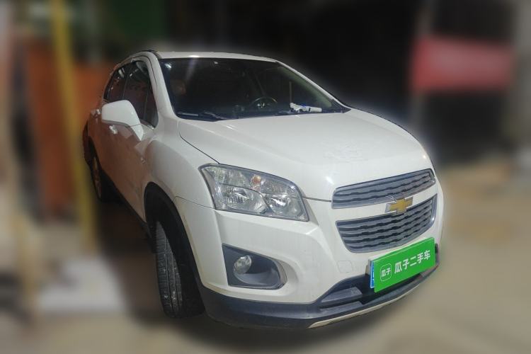 Used Chevrolet Trax 2014 1.4T Automatic Two-Wheel Drive Luxury Model Front Right 45 Deg