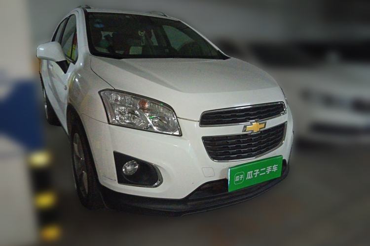 Used Chevrolet Trax 2014 1.4T Manual Two-Wheel Drive Comfort Model Front Right 45 Deg