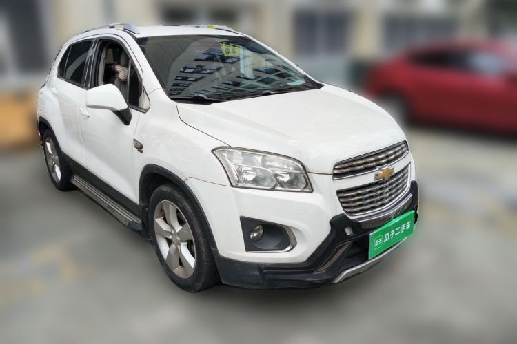 Used Chevrolet Trax 2014 1.4T Manual Two-Wheel Drive Comfort Model Front Right 45 Deg
