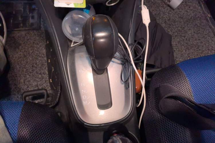 Used Chevrolet Trax 2014 1.4T Automatic Two-Wheel Drive Comfort Version Gear Lever
