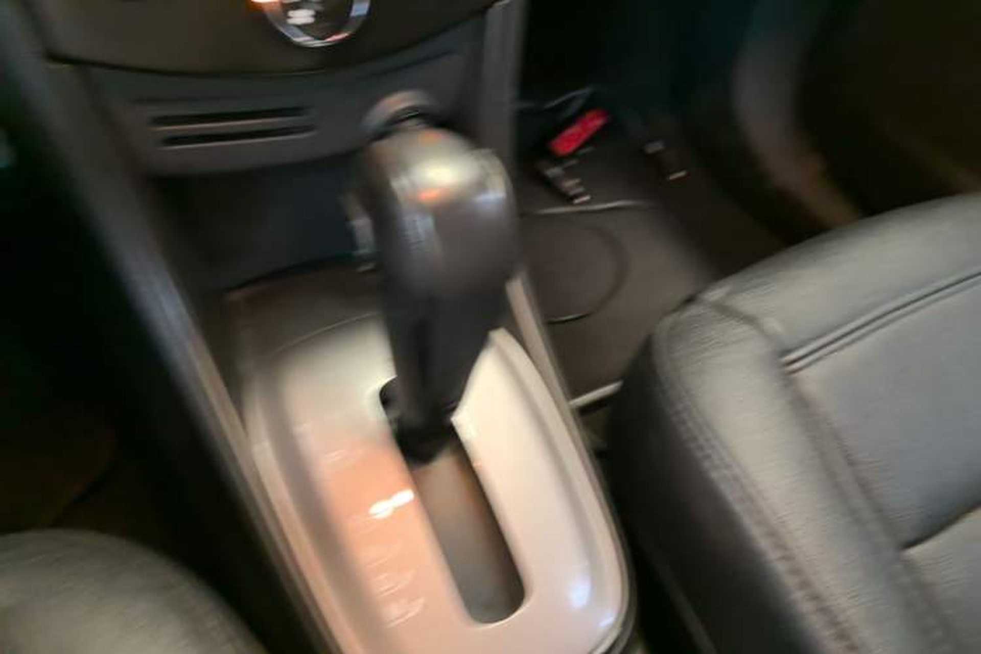 Used Chevrolet Trax 2014 1.4T Automatic Two-Wheel Drive Comfort Version Gear Lever
