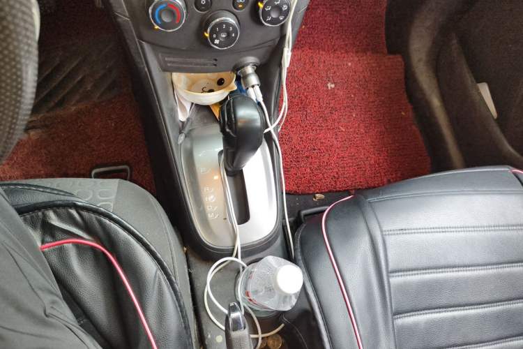 Used Chevrolet Trax 2014 1.4T Automatic Two-Wheel Drive Comfort Version Gear Lever