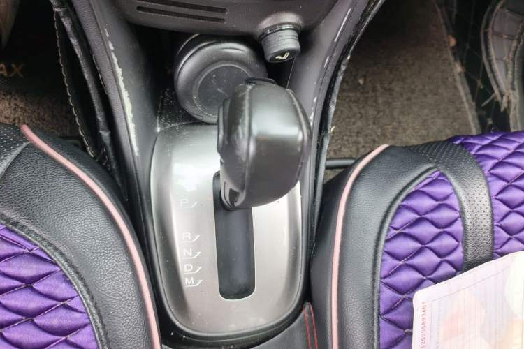 Used Chevrolet Trax 2014 1.4T Automatic Two-Wheel Drive Comfort Version Gear Lever