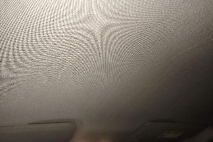 Used Chevrolet Trax 2014 1.4T Automatic Two-Wheel Drive Comfort Version Headliner