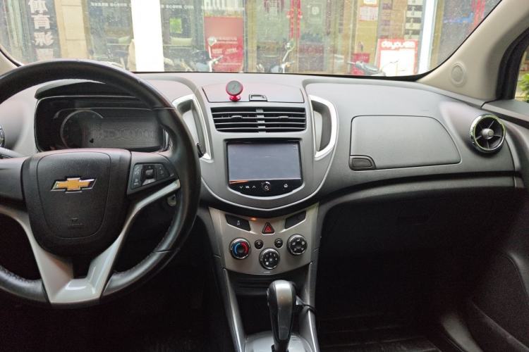 Used Chevrolet Trax 2014 1.4T Automatic Two-Wheel Drive Luxury Model Headliner