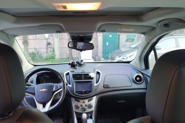 Used Chevrolet Trax 2014 1.4T Automatic Two-Wheel Drive Luxury Model Headliner