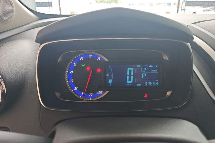 Used Chevrolet Trax 2014 1.4T Automatic Two-Wheel Drive Luxury Model Instrument Cluster