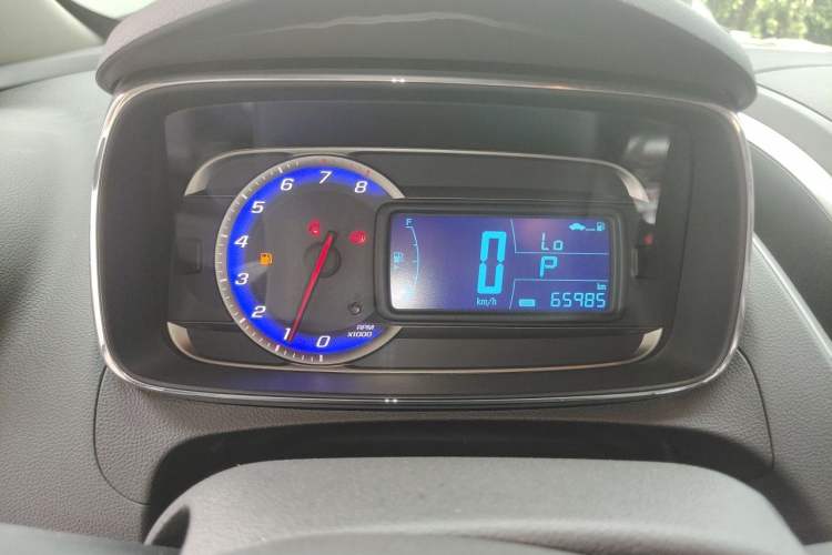 Used Chevrolet Trax 2014 1.4T Automatic Two-Wheel Drive Comfort Version Instrument Cluster