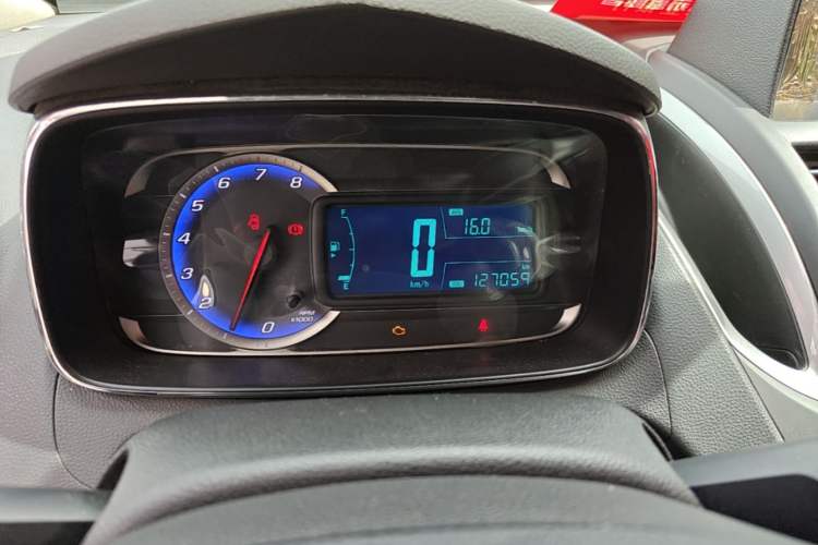 Used Chevrolet Trax 2014 1.4T Manual Two-Wheel Drive Comfort Model Instrument Cluster